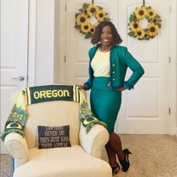 Meet your Posher, Marcilynn - Picture 4 of 4